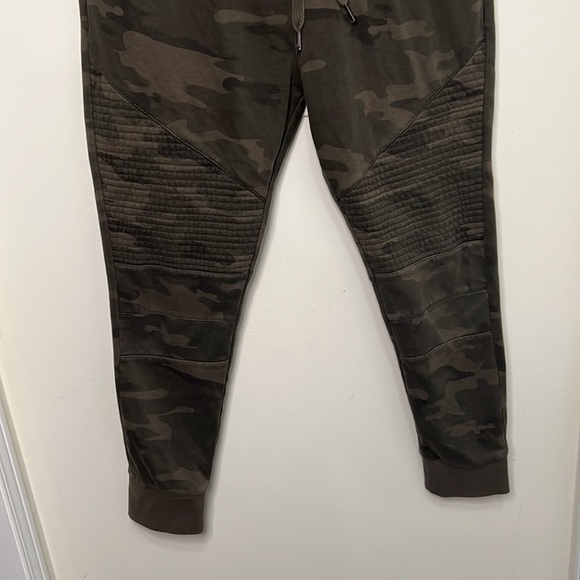 Urban ID Camo Army Drawstring Joggers Size Medium - Picture 4 of 11
